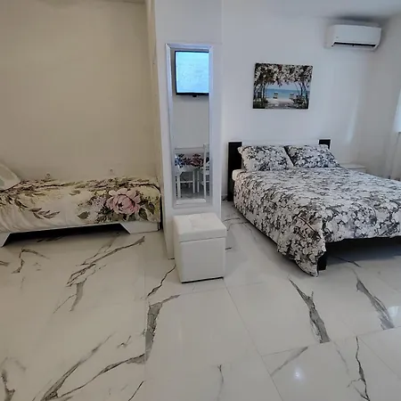 Studio-apartman Ella