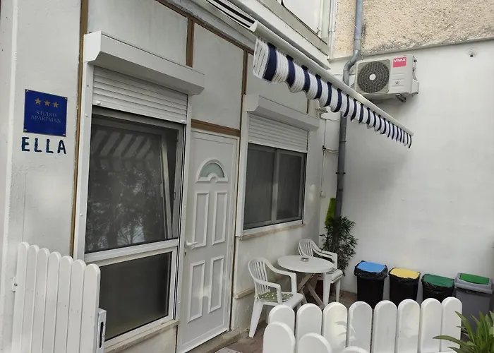 Studio-apartman Ella Апартаменти